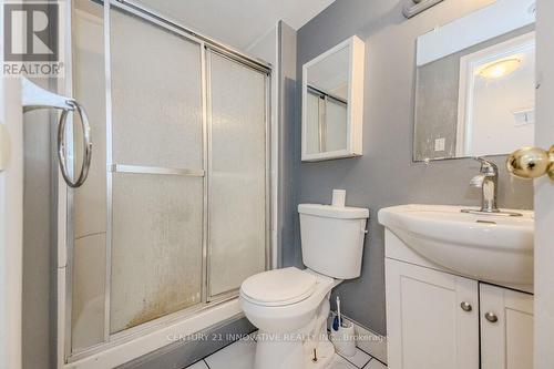 48 Rochelle Drive, Guelph, ON - Indoor Photo Showing Bathroom