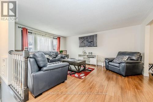 48 Rochelle Drive, Guelph, ON - Indoor Photo Showing Living Room
