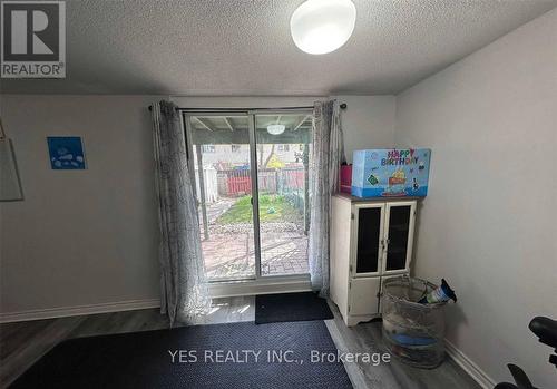 58 Chaucer Crescent, Barrie, ON - Indoor Photo Showing Other Room