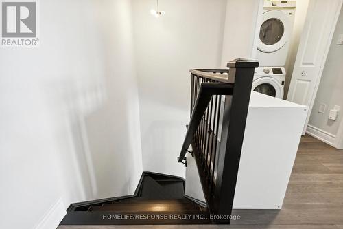 81 Echovalley Drive, Hamilton, ON - Indoor Photo Showing Laundry Room