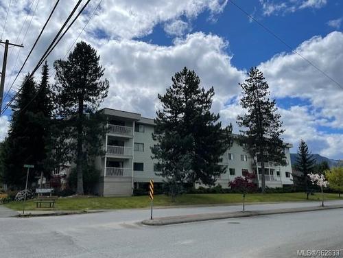 309-18 King George St North, Lake Cowichan, BC - Outdoor With Facade