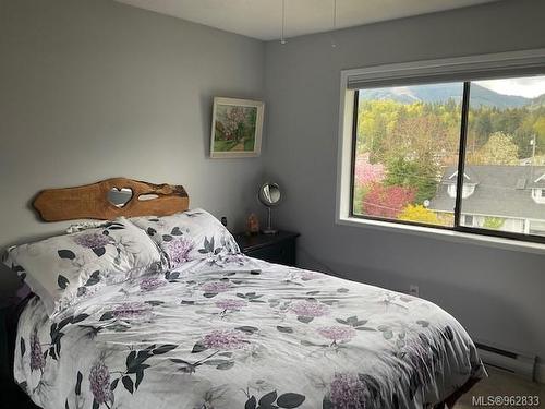 309-18 King George St North, Lake Cowichan, BC - Indoor Photo Showing Bedroom