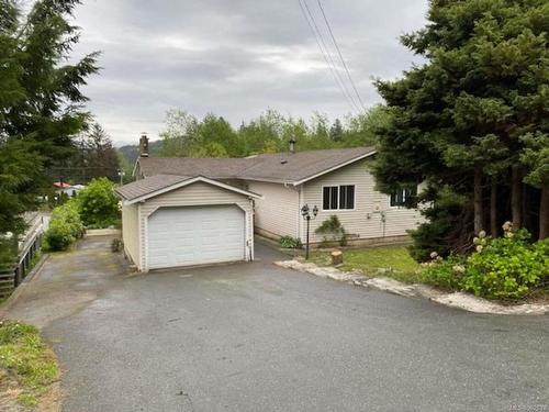 551 Macmillan Dr, Sayward, BC - Outdoor