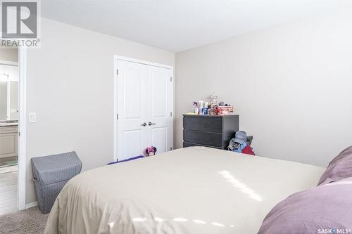 209 100 Chaparral Boulevard, Martensville, SK - Indoor Photo Showing Bedroom