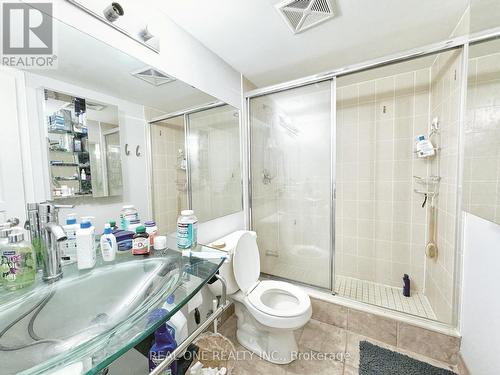 1202 - 509 Beecroft Road, Toronto, ON - Indoor Photo Showing Bathroom