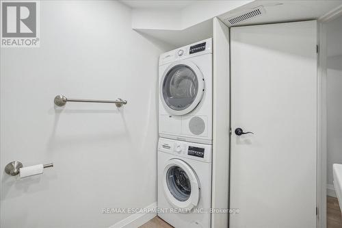 9221 Airport Road W, Hamilton, ON - Indoor Photo Showing Laundry Room