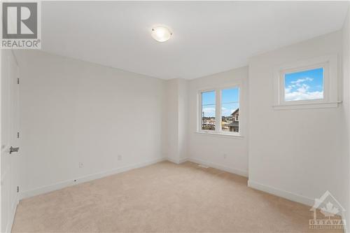 Bedroom with upgraded carpet - 723 Odyssey Way, Ottawa, ON - Indoor Photo Showing Other Room