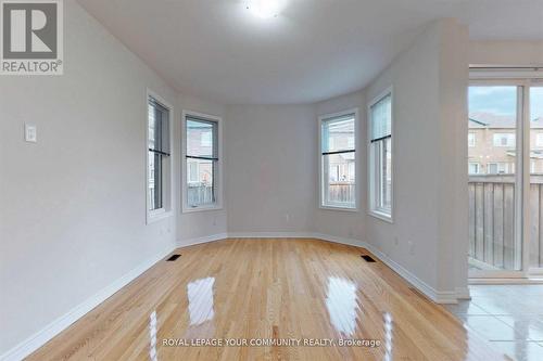 34 Thistle Avenue, Richmond Hill, ON - Indoor Photo Showing Other Room