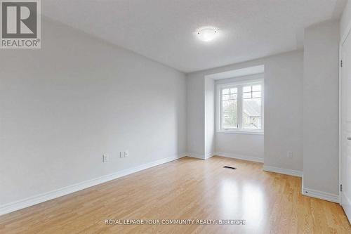 34 Thistle Avenue, Richmond Hill, ON - Indoor Photo Showing Other Room