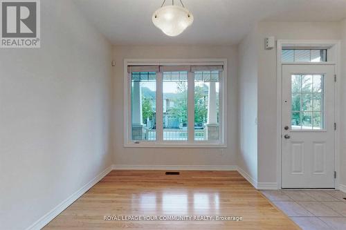 34 Thistle Avenue, Richmond Hill, ON - Indoor Photo Showing Other Room