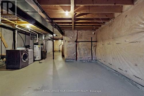 34 Thistle Avenue, Richmond Hill, ON - Indoor Photo Showing Basement