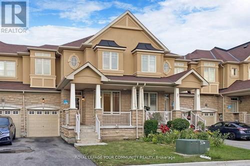 34 Thistle Avenue, Richmond Hill, ON - Outdoor With Facade