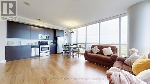 2509 - 23 Sheppard Avenue E, Toronto, ON - Indoor Photo Showing Living Room