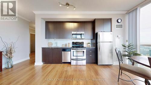 2509 - 23 Sheppard Avenue E, Toronto, ON - Indoor Photo Showing Kitchen With Stainless Steel Kitchen