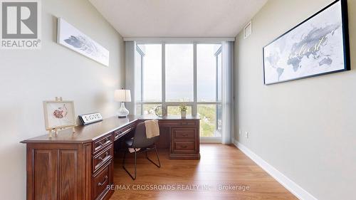 2509 - 23 Sheppard Avenue E, Toronto, ON - Indoor Photo Showing Office