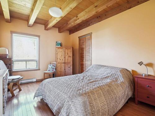 Chambre Ã Â coucher - 81 Rg Des Étangs, Mont-Saint-Hilaire, QC - Indoor Photo Showing Bedroom