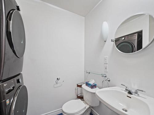 Bathroom - 1001 Av. Davaar, Montréal (Outremont), QC - Indoor