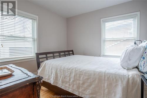 86 Phyllis Avenue, Chatham, ON - Indoor Photo Showing Bedroom