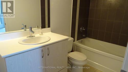 209 - 5793 Yonge Street, Toronto, ON - Indoor Photo Showing Bathroom