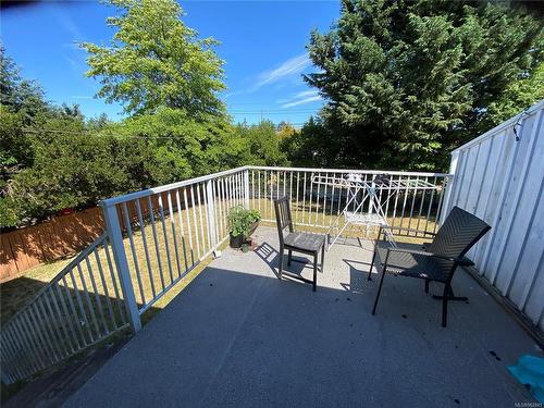 3995 Shelbourne St, Saanich, BC - Outdoor With Exterior