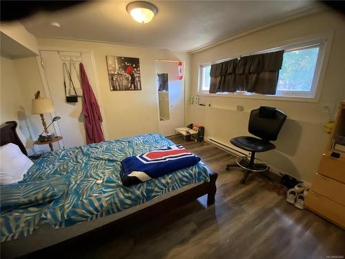 3995 Shelbourne St, Saanich, BC - Indoor Photo Showing Bedroom