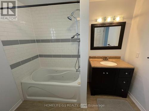276 Kenwood Avenue S, Georgina, ON - Indoor Photo Showing Bathroom