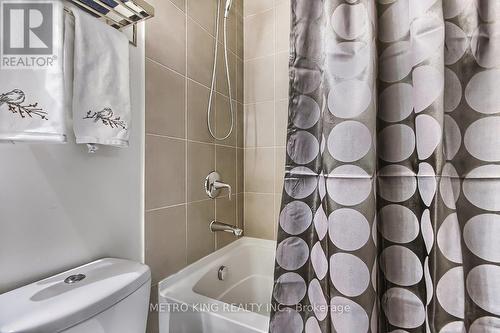 806A - 9088 Yonge Street, Richmond Hill, ON - Indoor Photo Showing Bathroom