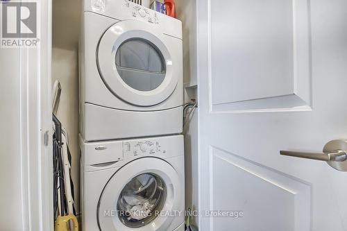 806A - 9088 Yonge Street, Richmond Hill, ON - Indoor Photo Showing Laundry Room