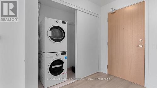 308 - 1787 St Clair Avenue W, Toronto, ON - Indoor Photo Showing Laundry Room