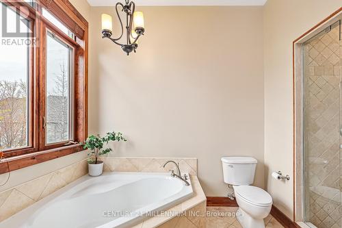 109 Manitou Court, Blue Mountains, ON - Indoor Photo Showing Bathroom