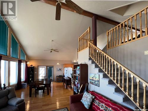 8 Chandler Crescent, Cymri Rm No. 36, SK - Indoor Photo Showing Living Room