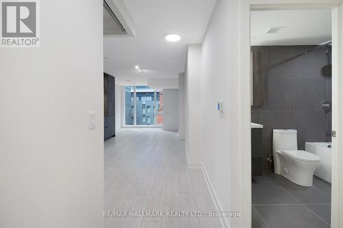 513 - 15 Mercer Street, Toronto, ON - Indoor Photo Showing Bathroom