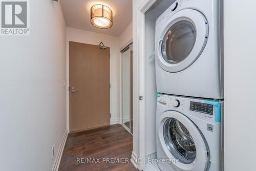 701C - 18 Rouge Valley Drive W, Markham, ON - Indoor Photo Showing Laundry Room