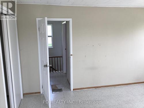 22799 Hagerty Road, Newbury, ON -  Photo Showing Other Room