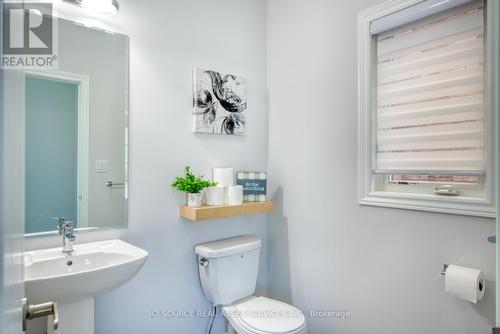 125 Connell Drive, Georgina, ON - Indoor Photo Showing Bathroom