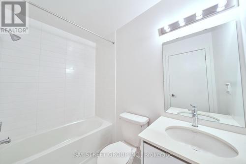27 - 3472 Widdicombe Way, Mississauga, ON - Indoor Photo Showing Bathroom
