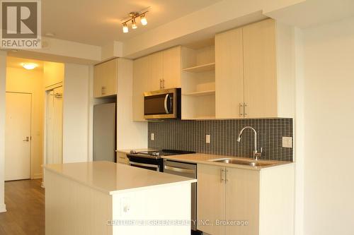 1810 - 4655 Glen Erin Drive, Mississauga, ON - Indoor Photo Showing Kitchen With Double Sink
