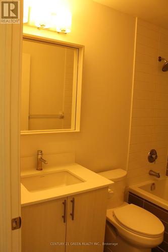 1810 - 4655 Glen Erin Drive, Mississauga, ON - Indoor Photo Showing Bathroom