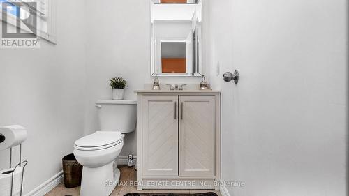 16 Claypine Trail, Brampton, ON - Indoor Photo Showing Bathroom