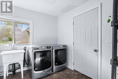 6 Lakeview Park Road, Kawartha Lakes, ON - Indoor Photo Showing Laundry Room
