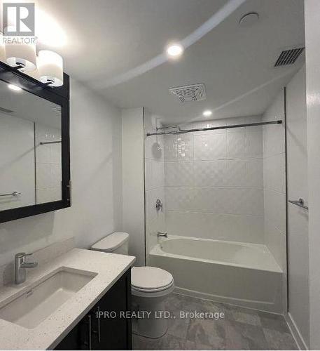 1001 - 340 Queen Street, Ottawa, ON - Indoor Photo Showing Bathroom