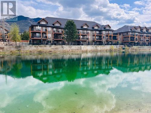 800 Bighorn Boulevard Unit# 822C, Radium Hot Springs, BC - Outdoor With Body Of Water