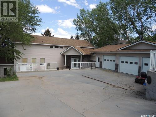 115 Sunset Drive, Estevan Rm No. 5, SK - Outdoor With Deck Patio Veranda