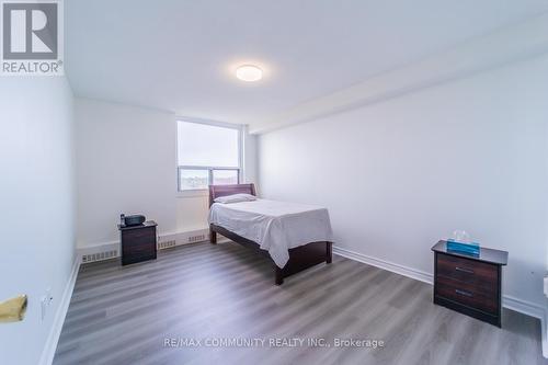 701 - 15 Torrance Road, Toronto, ON - Indoor Photo Showing Bedroom