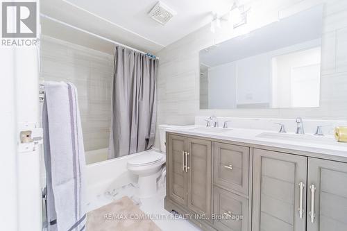 701 - 15 Torrance Road, Toronto, ON - Indoor Photo Showing Bathroom