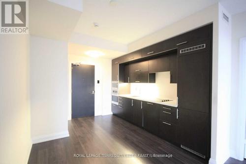 307 - 2 Anndale Drive, Toronto, ON - Indoor Photo Showing Kitchen