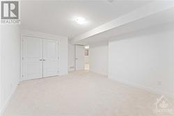 Large basement bedroom - 
