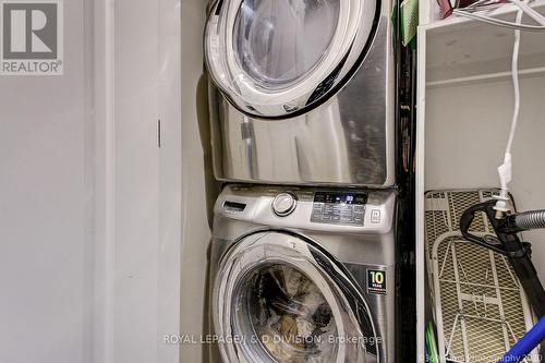 06 - 28 Madison Avenue, Toronto, ON - Indoor Photo Showing Laundry Room