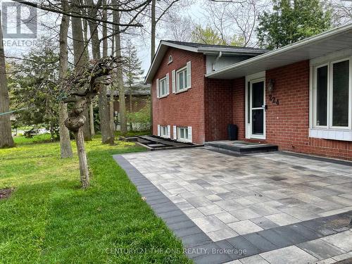 224 Park Avenue, East Gwillimbury, ON - Outdoor With Exterior
