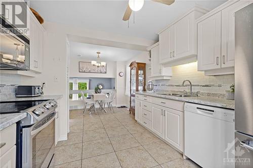 5 Berkshire Way, Ottawa, ON - Indoor Photo Showing Kitchen With Double Sink